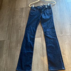 Express Mid Rise barely boot cut jeans size 00